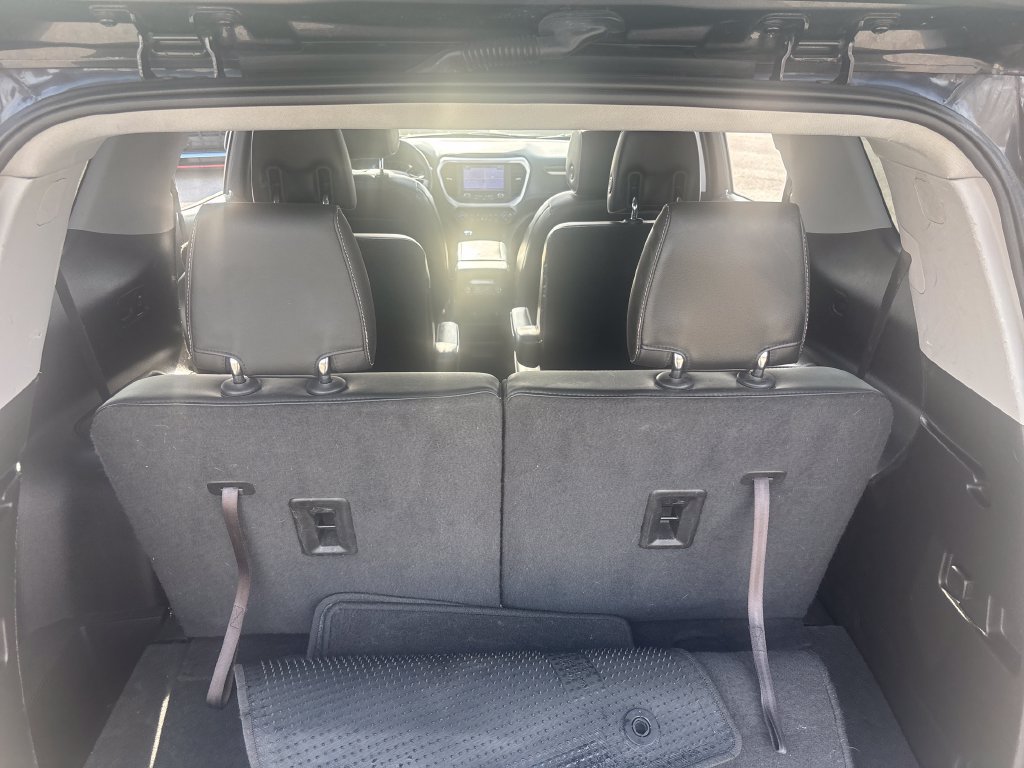 Used 2017 GMC Acadia SLT FWD image 30