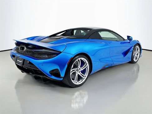 New 2026 McLaren 750S Spider image 7