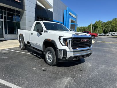 New 2025 GMC Sierra 2500 Pro w/ Convenience Package