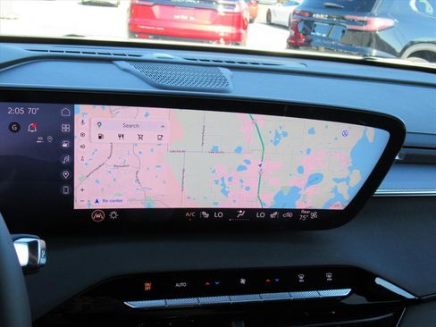 Used 2025 Buick Enclave Sport Touring image 21