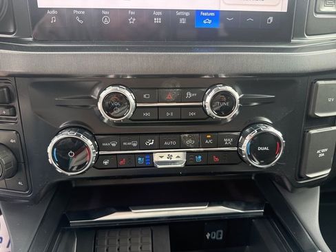 New 2026 Ford F250 Platinum image 40