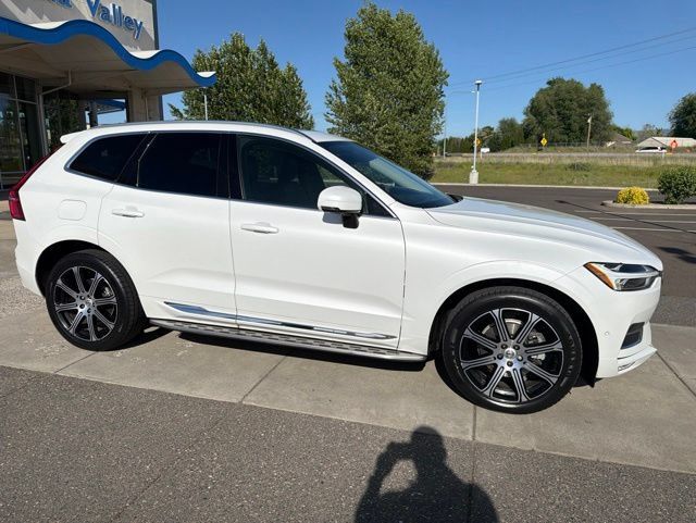 Used 2021 Volvo XC60 T5 Inscription AWD/4WD image 2