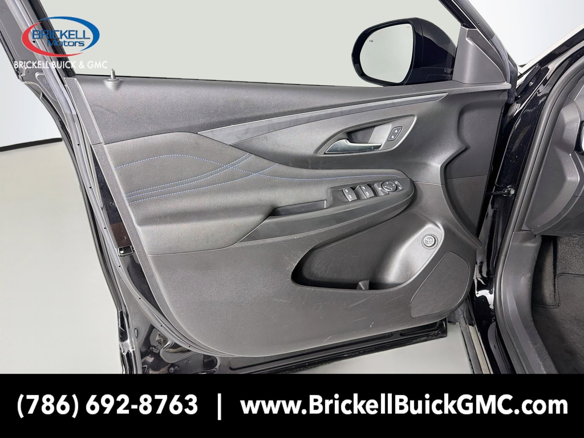 Used 2025 Buick Envista Sport Touring w/ Convenience I Package FWD image 23