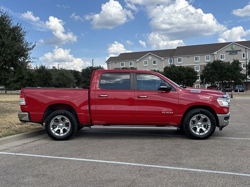 Used 2019 RAM 1500 Big Horn RWD image 4