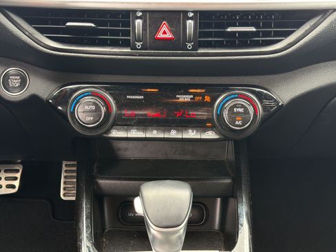 Used 2022 Kia Forte GT-Line w/ GT-Line Technology Package FWD image 16