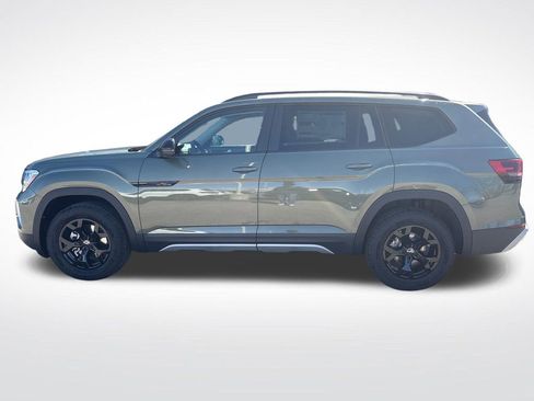 New 2026 Volkswagen Atlas Peak Edition AWD/4WD image 2
