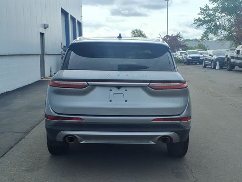 Used 2023 Lincoln Corsair Reserve AWD/4WD image 5