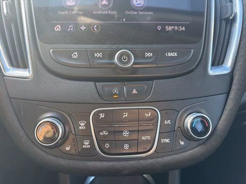 Used 2020 Chevrolet Malibu LT image 16