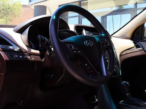 Used 2018 Hyundai Santa Fe Sport FWD image 39