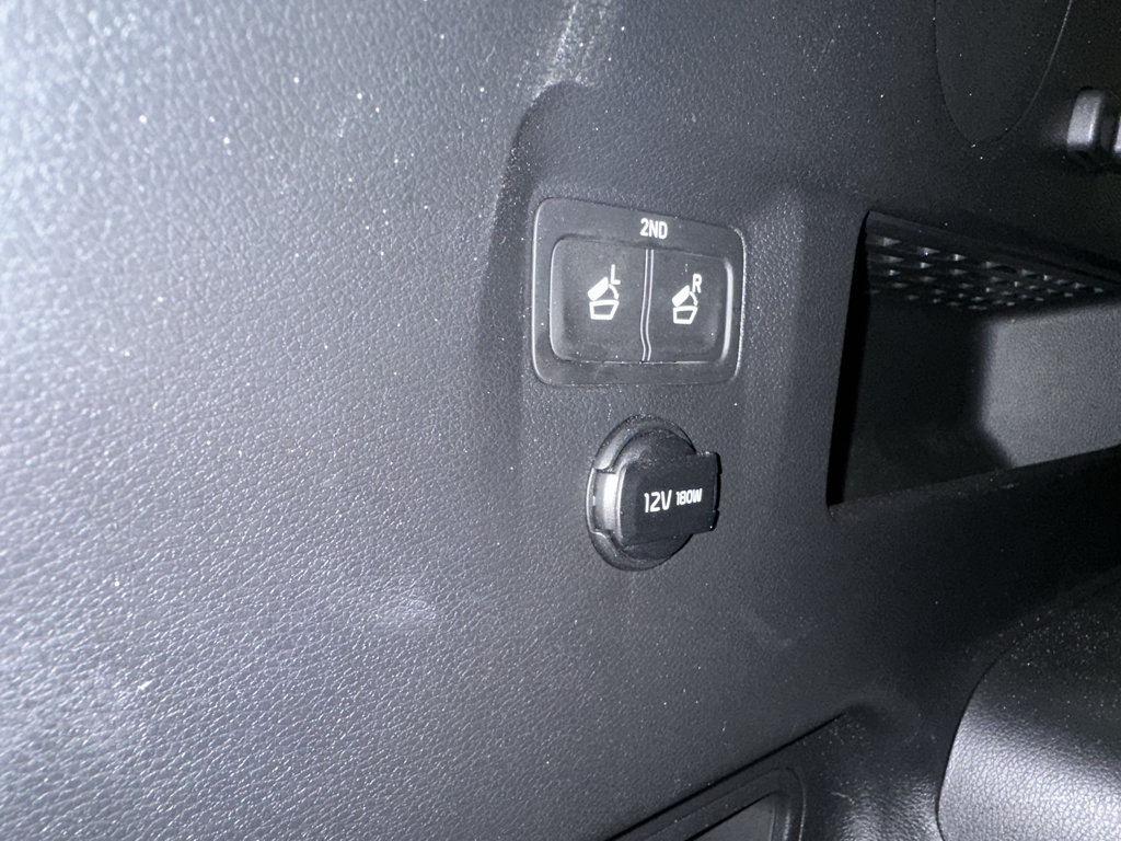 Used 2025 Kia Telluride S AWD/4WD image 9