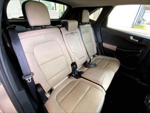 Used 2020 Ford Escape Titanium AWD/4WD image 22