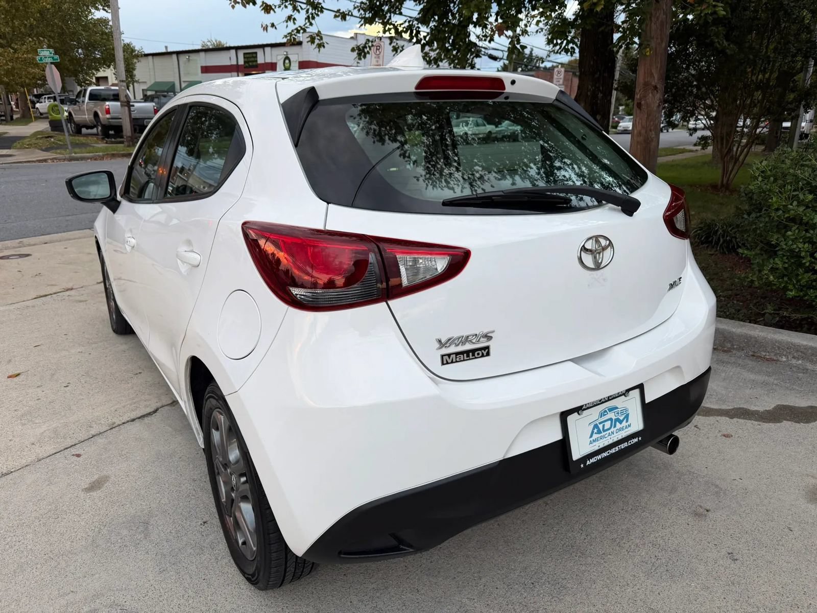 Used 2020 Toyota Yaris XLE FWD image 7