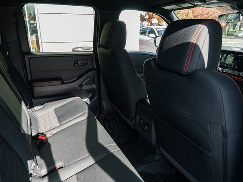 New 2026 Nissan Frontier PRO-4X w/ Pro-4x Convenience Package image 28