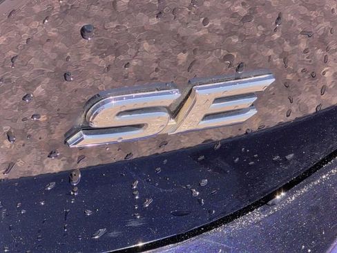 Certified 2022 Toyota Camry SE FWD image 24