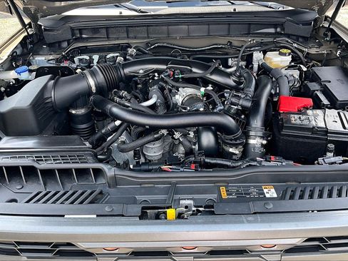 Used 2025 Ford Bronco Raptor AWD/4WD image 10