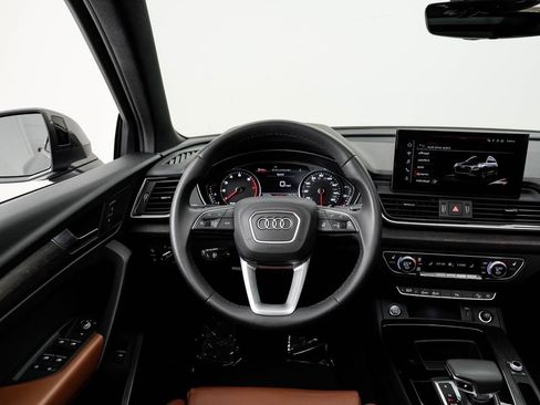 Used 2024 Audi Q5 2.0T Premium AWD/4WD image 16