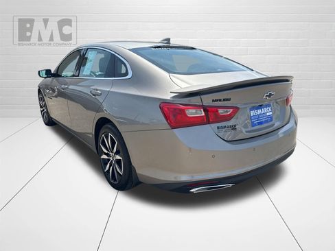 Used 2024 Chevrolet Malibu RS w/ LPO, Floor Liner Package FWD image 4