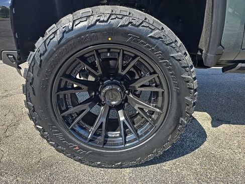 Used 2025 Chevrolet Silverado 2500 LTZ w/ Trail Boss Package AWD/4WD image 34