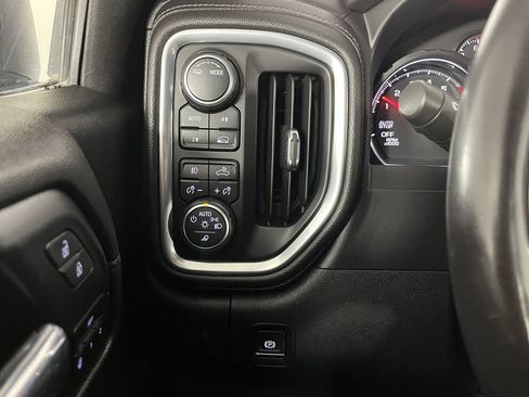 Used 2021 Chevrolet Silverado 1500 LTZ image 24