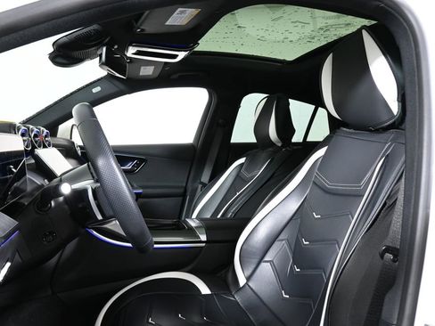 Certified 2025 Mercedes-Benz GLC 300 4MATIC image 5