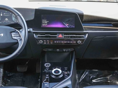Used 2024 Kia Niro Wind FWD image 15