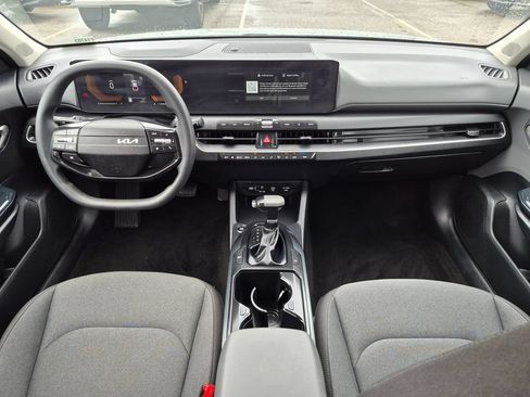 Used 2025 Kia K4 FWD image 24