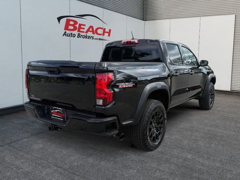 Used 2024 Chevrolet Colorado Trail Boss w/ Technology Package image 13