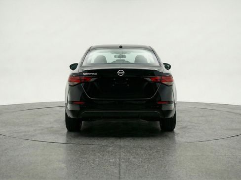 Used 2025 Nissan Sentra SV image 7
