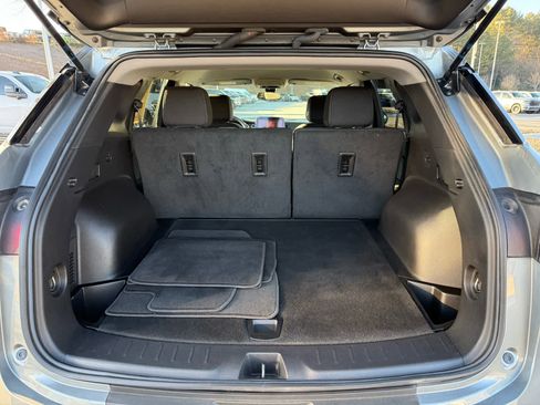 Used 2025 Chevrolet Blazer LT image 30