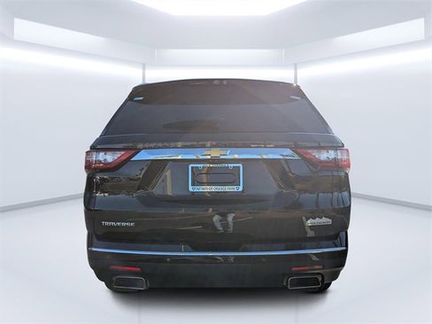 Used 2020 Chevrolet Traverse High Country w/ LPO, Cargo Package image 4