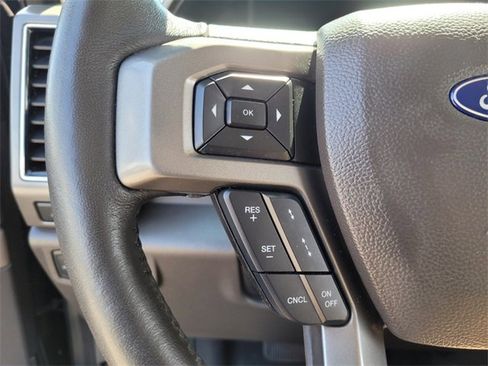 Used 2021 Ford Expedition XLT image 23