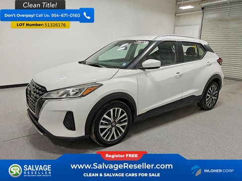 Used 2021 Nissan Kicks SV FWD image 1