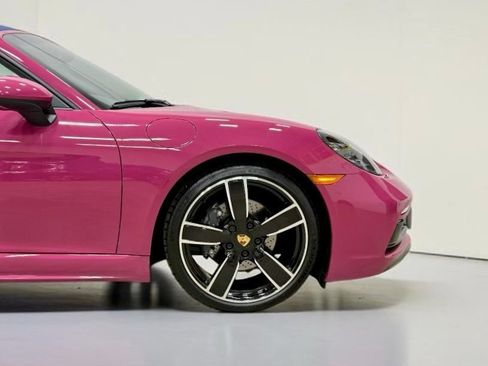 Used 2025 Porsche 718 Boxster RWD image 21