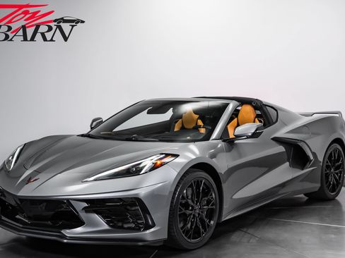 Used 2023 Chevrolet Corvette Stingray Preferred Cpe w/ Z51 Performance Package RWD image 1