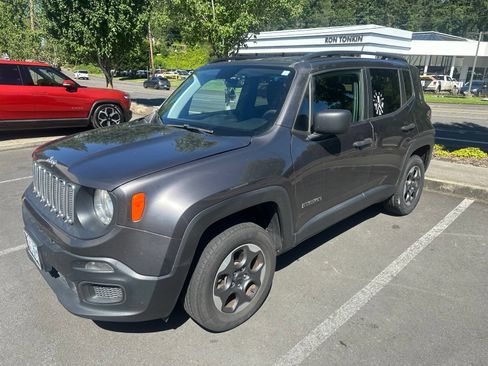 Used 2018 Jeep Renegade Sport w/ Power & Air Group AWD/4WD image 1
