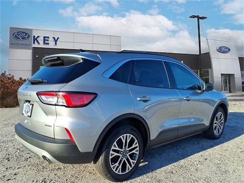 Used 2021 Ford Escape SEL image 3