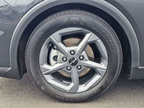 Used 2025 Kia K4 LXS image 8