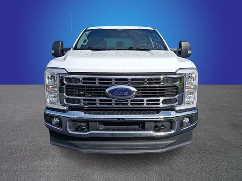 Used 2024 Ford F250 XLT AWD/4WD image 2