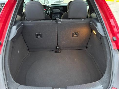 Used 2014 Volkswagen Beetle 1.8T FWD image 32