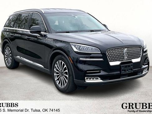 Used 2020 Lincoln Aviator Reserve image 1