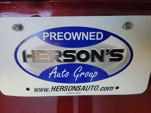 Used 2021 Toyota Sienna XLE image 6