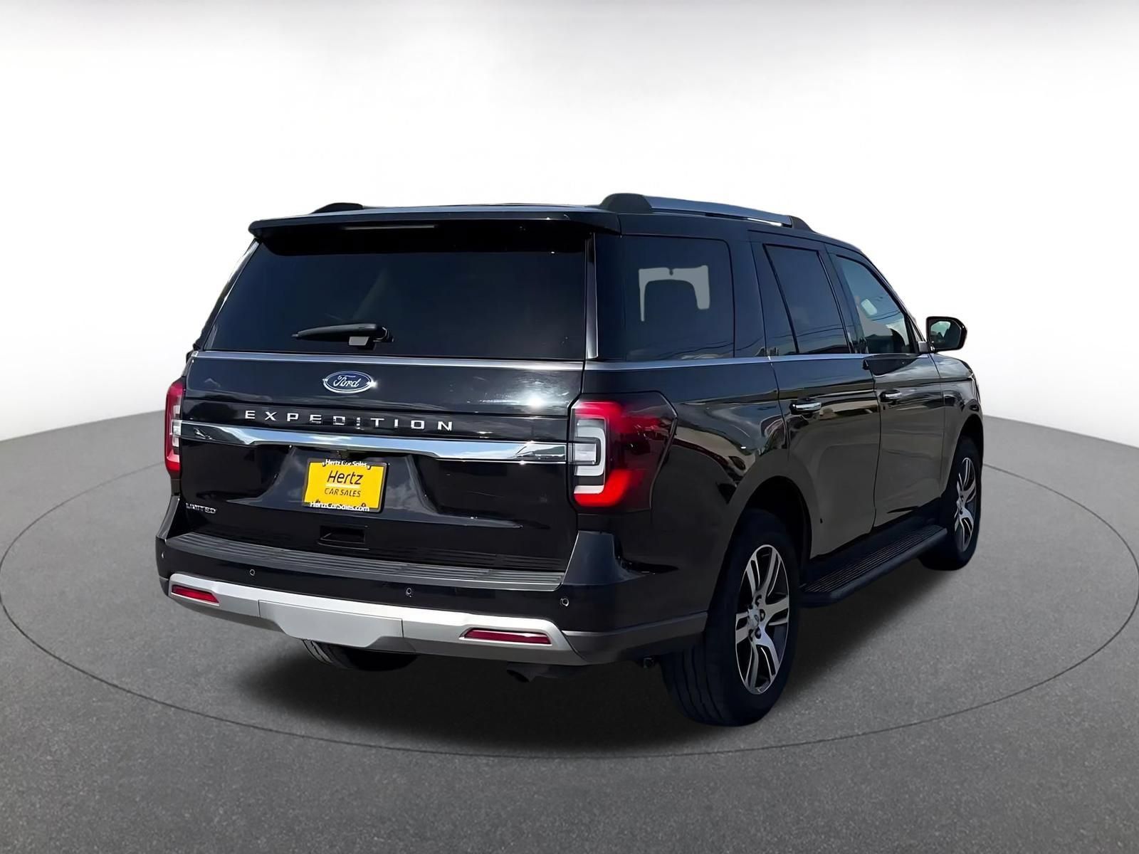Used 2024 Ford Expedition Limited AWD/4WD image 13