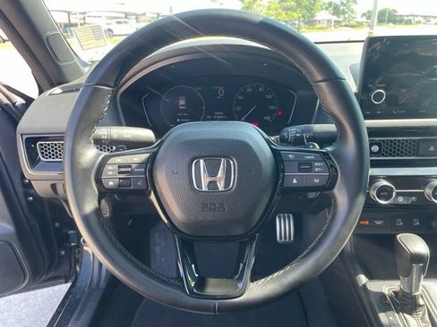 Used 2025 Honda Civic Sport image 14