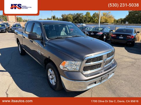 Used 2021 RAM 1500 Classic SLT image 7