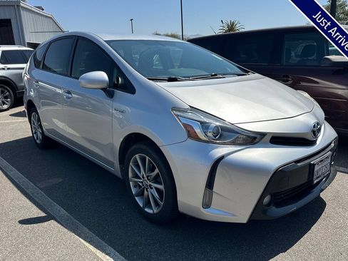 Used 2015 Toyota Prius V FWD image 1