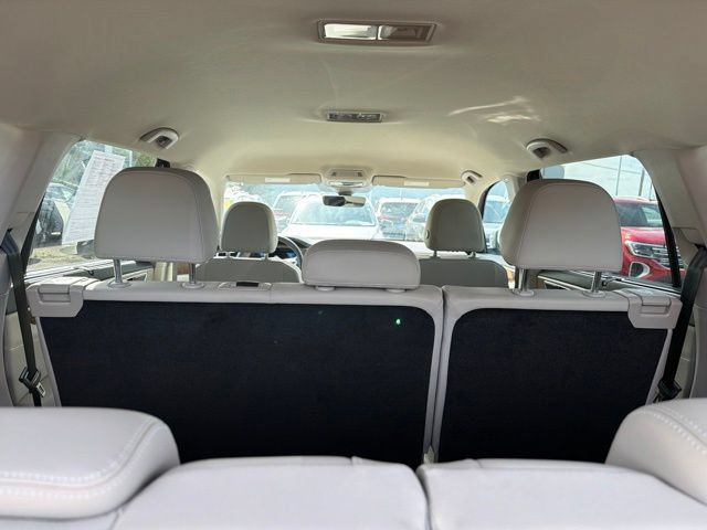 Certified 2025 Volkswagen Atlas SE AWD/4WD image 20