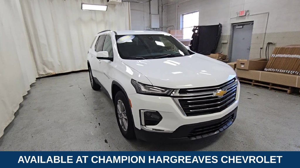Certified 2023 Chevrolet Traverse LT FWD image 2