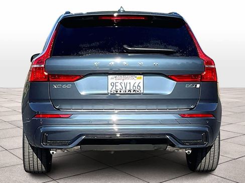 Used 2023 Volvo XC60 B5 Ultimate image 7
