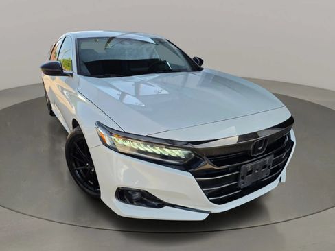 Used 2021 Honda Accord Sport image 7