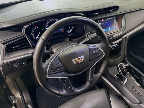 Used 2019 Cadillac XT5 Luxury image 25